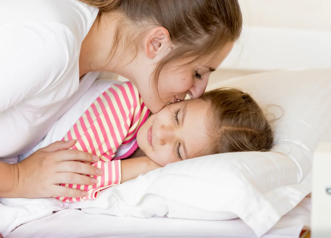 5 Tips Ampuh Bangunkan Anak dari Tidur tanpa Marah