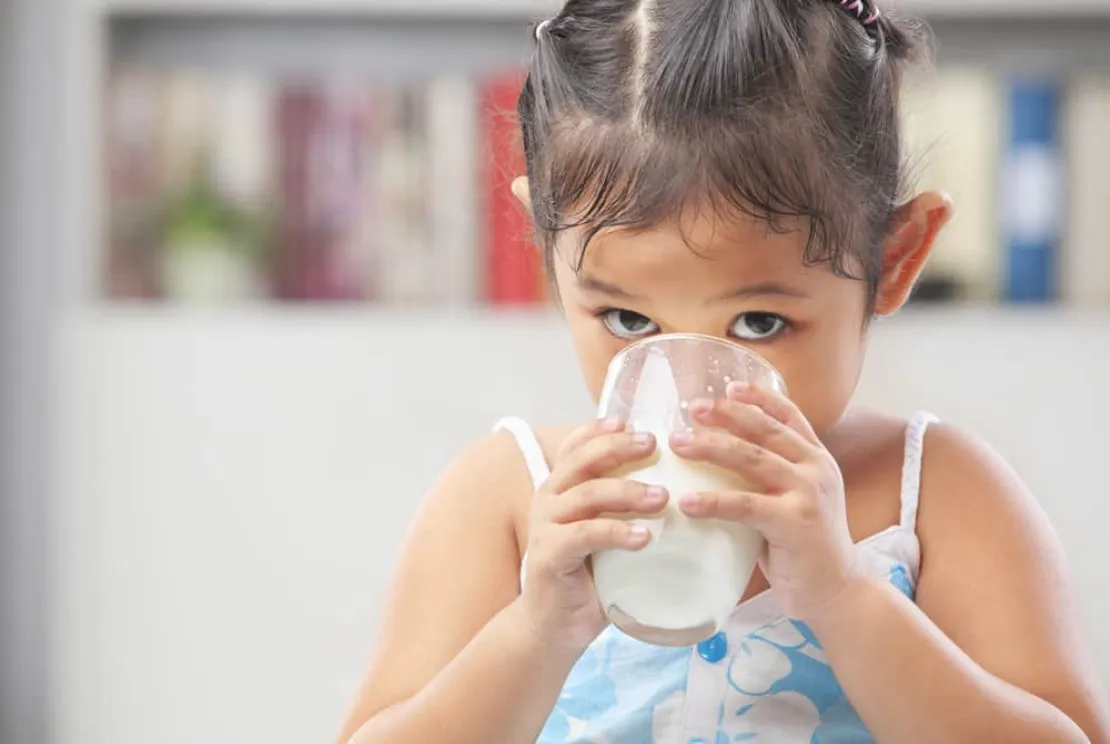 Bolehkah Mensiasati Anak Susah Makan Dengan Diberi Susu Terus?