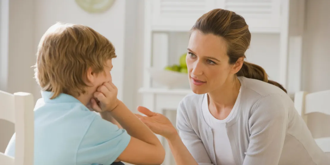 5 Cara Mengendalikan Emosi Saat Mendisiplinkan Anak