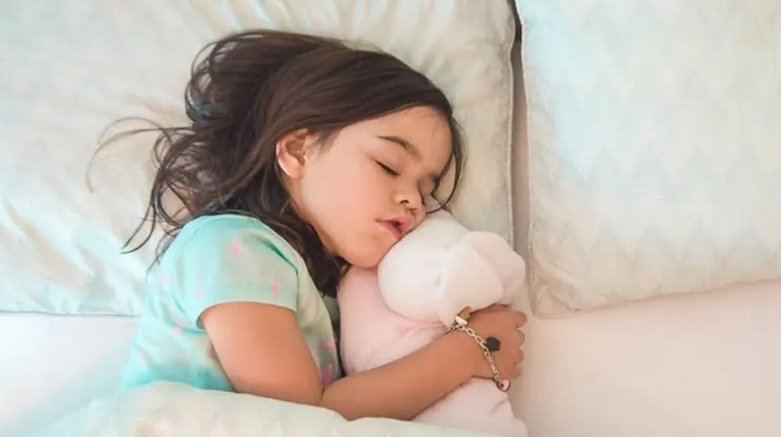 Pada Usia Berapa Sebaiknya Anak Belajar Tidur Sendiri?