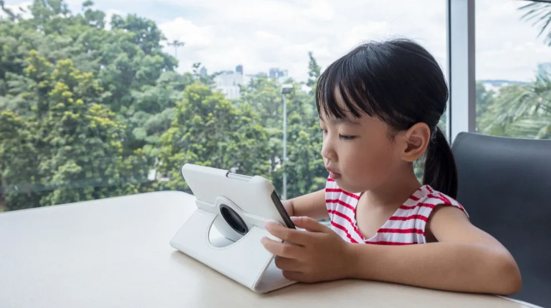 Parents! Ketahui Tips Mengatur Screen Time Anak Selama Di Rumah