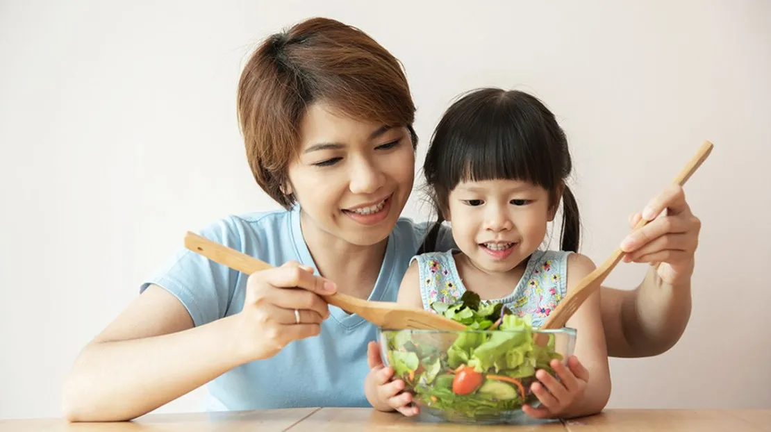 Mendidik Anak Soal Kebiasaan Makan Sehat, Perlu Dilakukan Sejak Dini