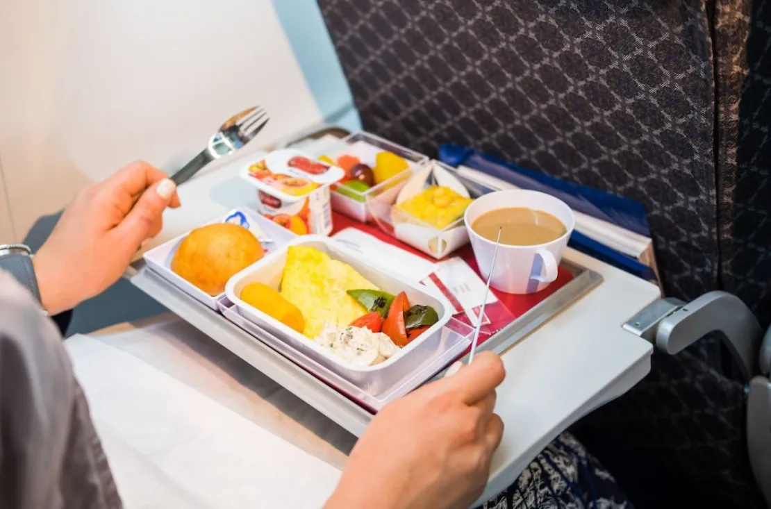 5 Fakta Unik Makanan Di Pesawat. Kamu Sudah Tahu Belum?