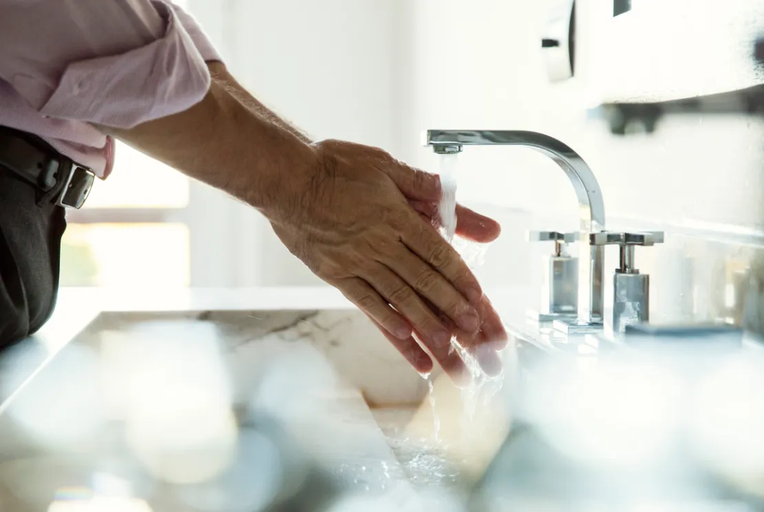 Cara Sabun dan Hand Saniziter Membunuh Virus di Tangan