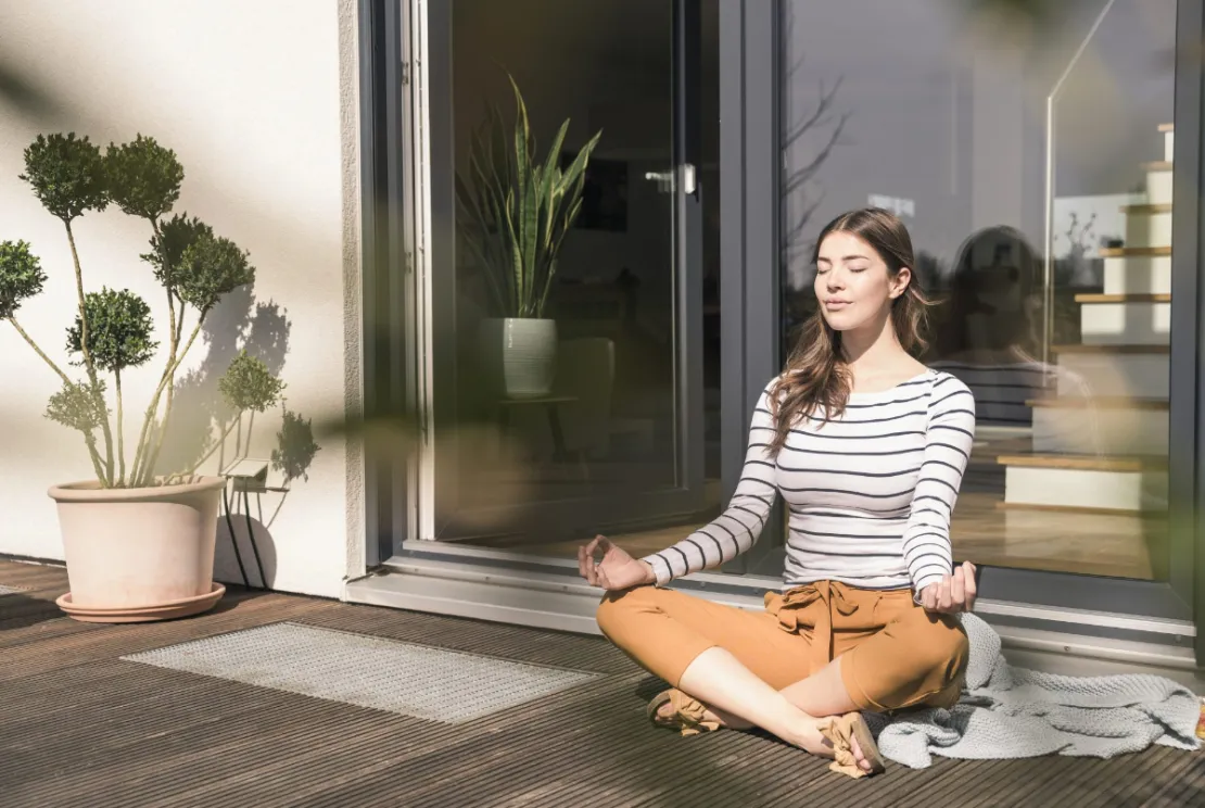 5 Jenis Meditasi yang Bisa Dilakukan Di Mana Saja, Minat Mencobanya?