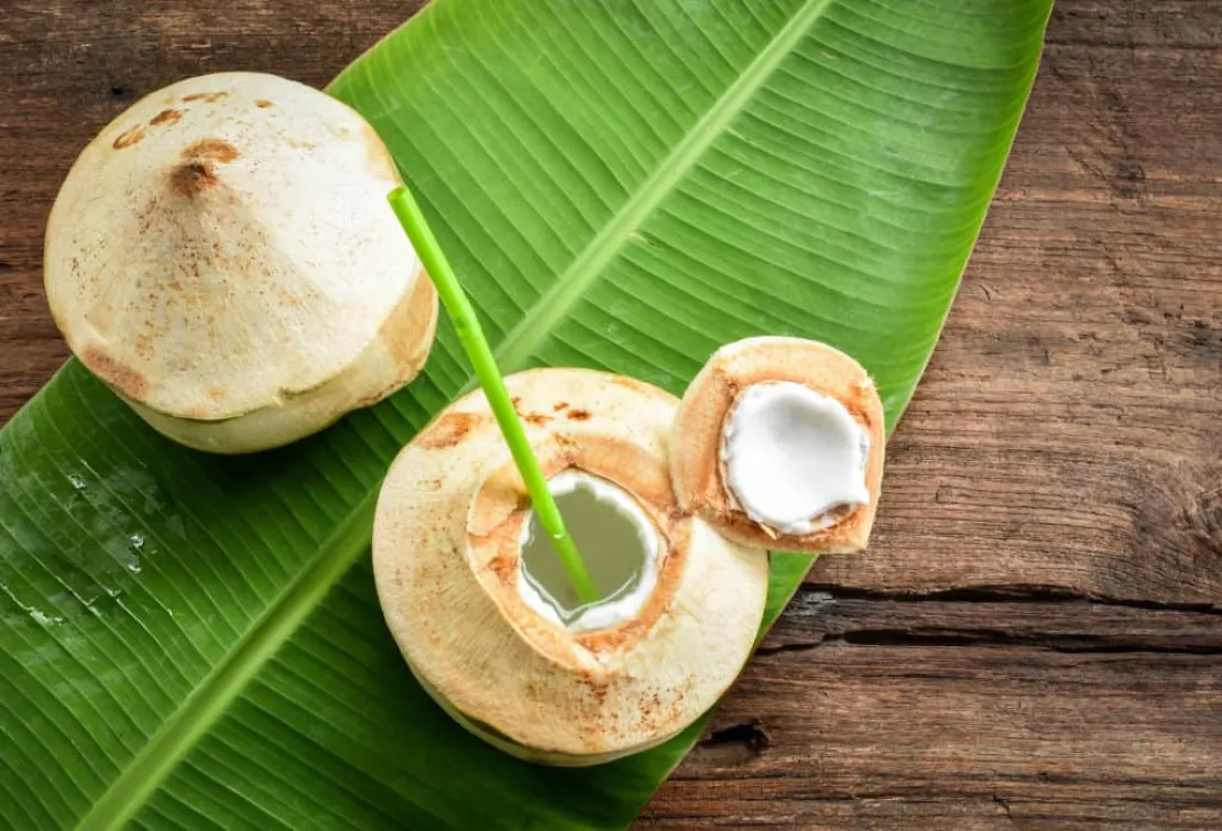 Cegah Dehidrasi Saat Puasa: Berikut 5 Minuman Elektrolit Untuk Kamu!