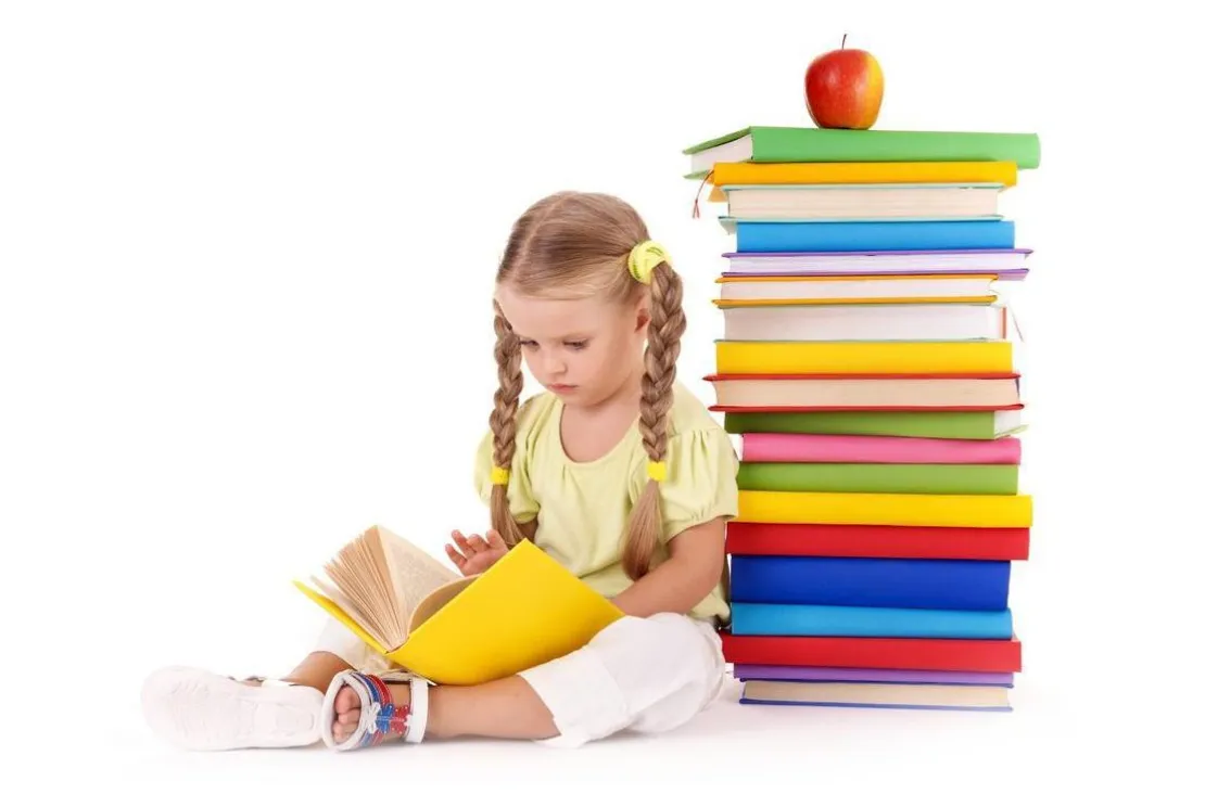 Manfaat Membaca Buku Untuk Perkembangan Si Kecil