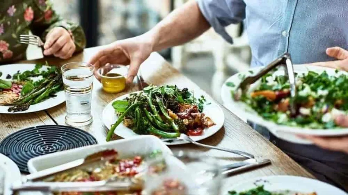 Jenis Diet Sehat Alami Ini Bisa Bikin Tubuh Lebih Sehat, Tertarik Mencoba?