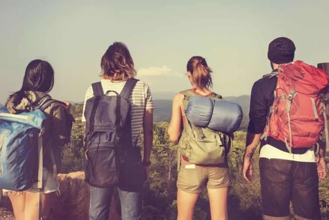 Travelling Hanya Pakai Ransel? Berikut Ini Trik yang Bisa Kamu Terapkan!
