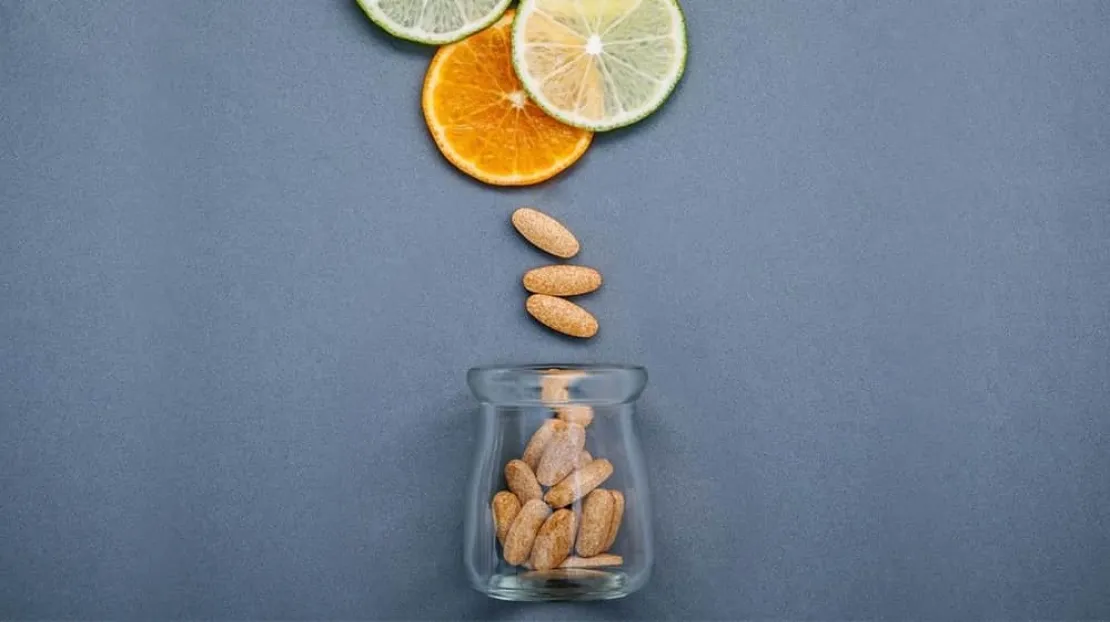 Minum Air yang Banyak Bisa Membuat Vitamin C Terkuras. Benarkah?
