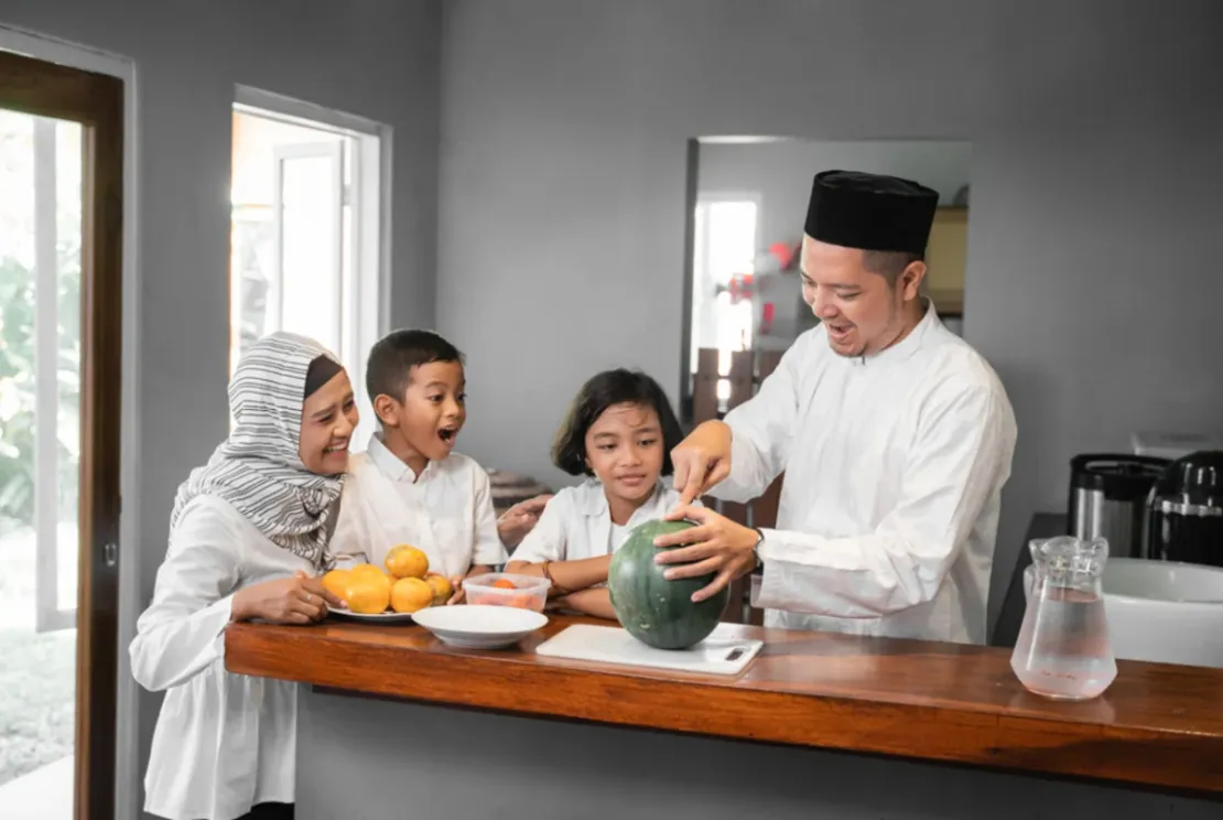 5 Manfaat Mengedukasi Anak Tentang Puasa Sejak Usia Dini