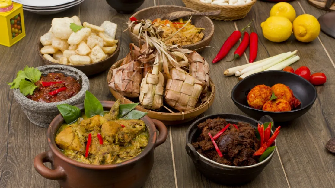 Hindari Makan Berlebihan Saat Lebaran Dengan Menerapkan 6 Tips Ini