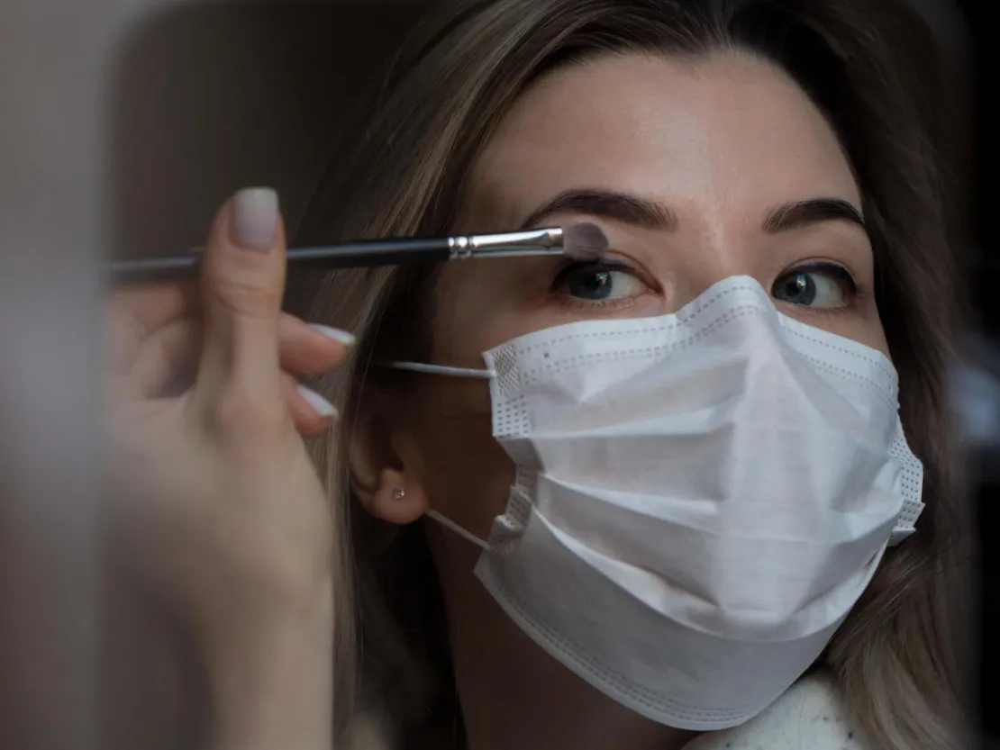 Terlihat Tetap Segar Selama New Normal Dengan 7 Tips Make Up Berikut Ini!