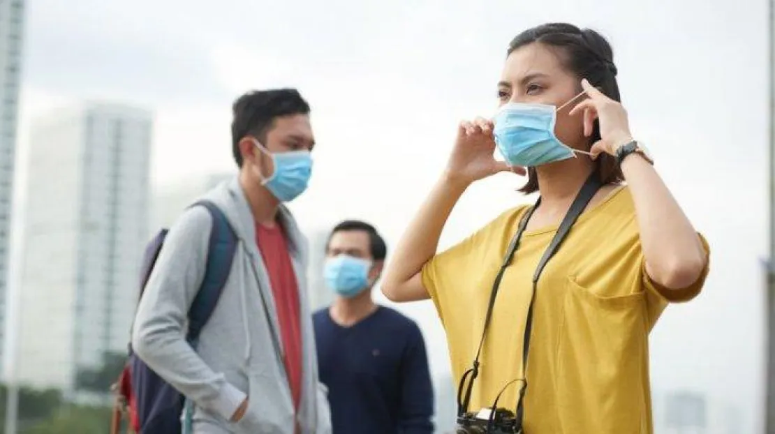 3 Tips Cegah Jerawat Saat Gunakan Masker di New Normal