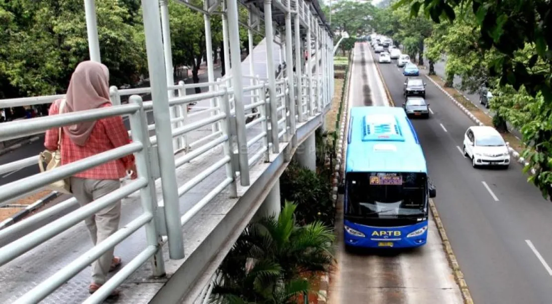 Ketahui Protokol Kesehatan Pergi Ke Kantor Dengan Angkutan Umum
