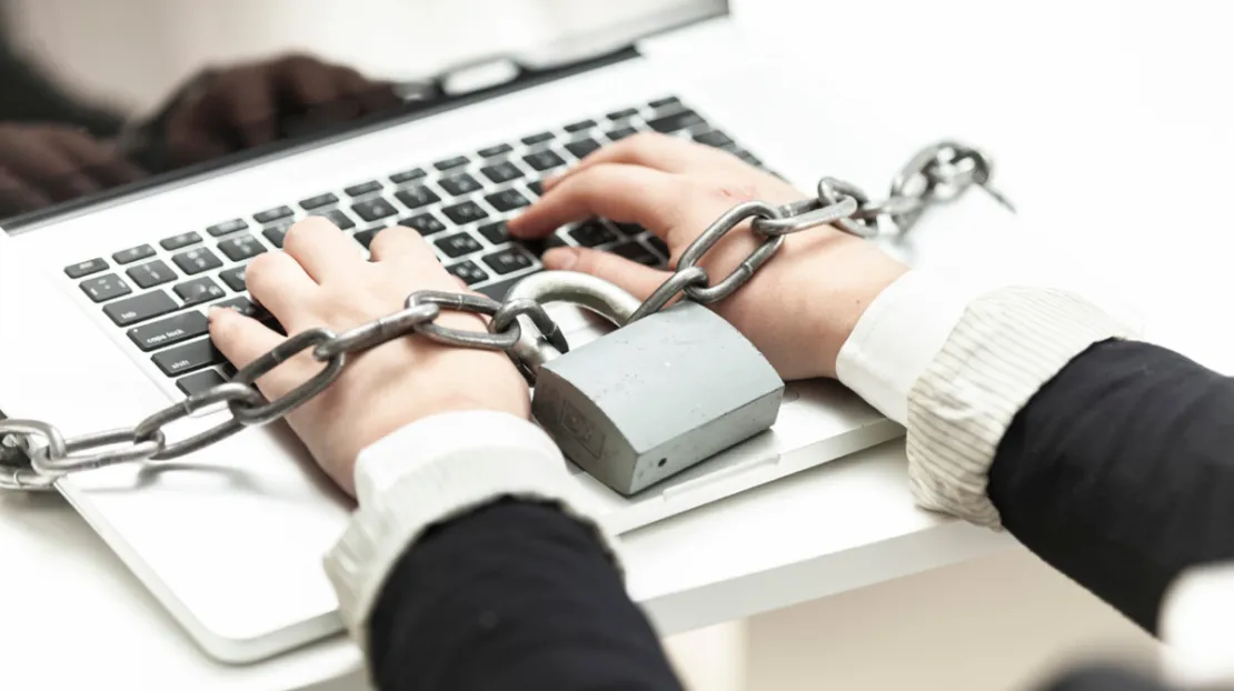 Ternyata Berbahaya! Ini 5 Dampak Buruk Menjadi Seorang Workaholic