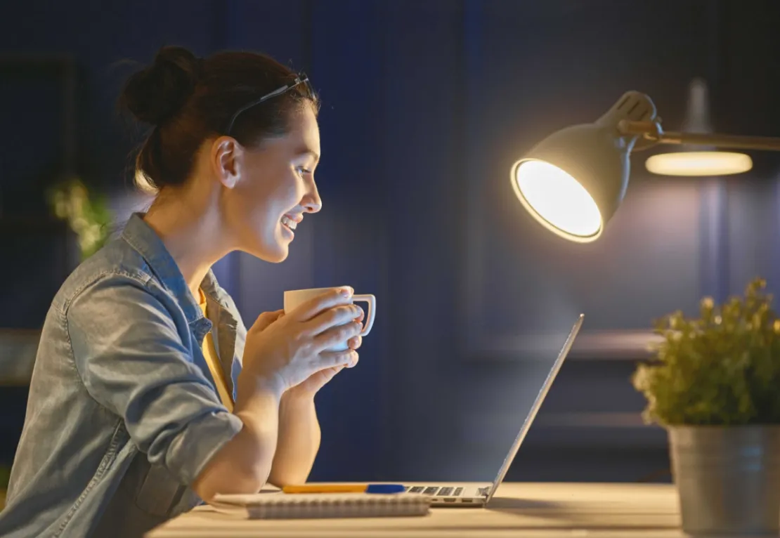 4 Pekerjaan Sampingan Online yang Bisa Dilakukan Malam Hari