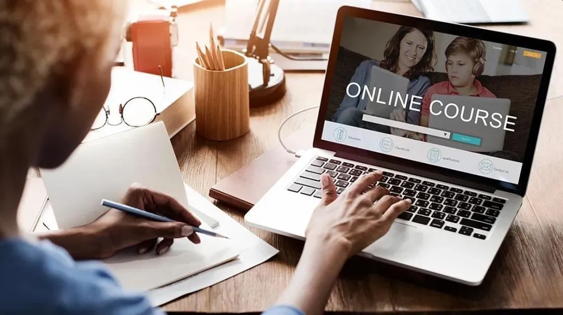Perkaya Pengetahuan, Ini 6 Rekomendasi Kursus Online yang Bisa Diikuti