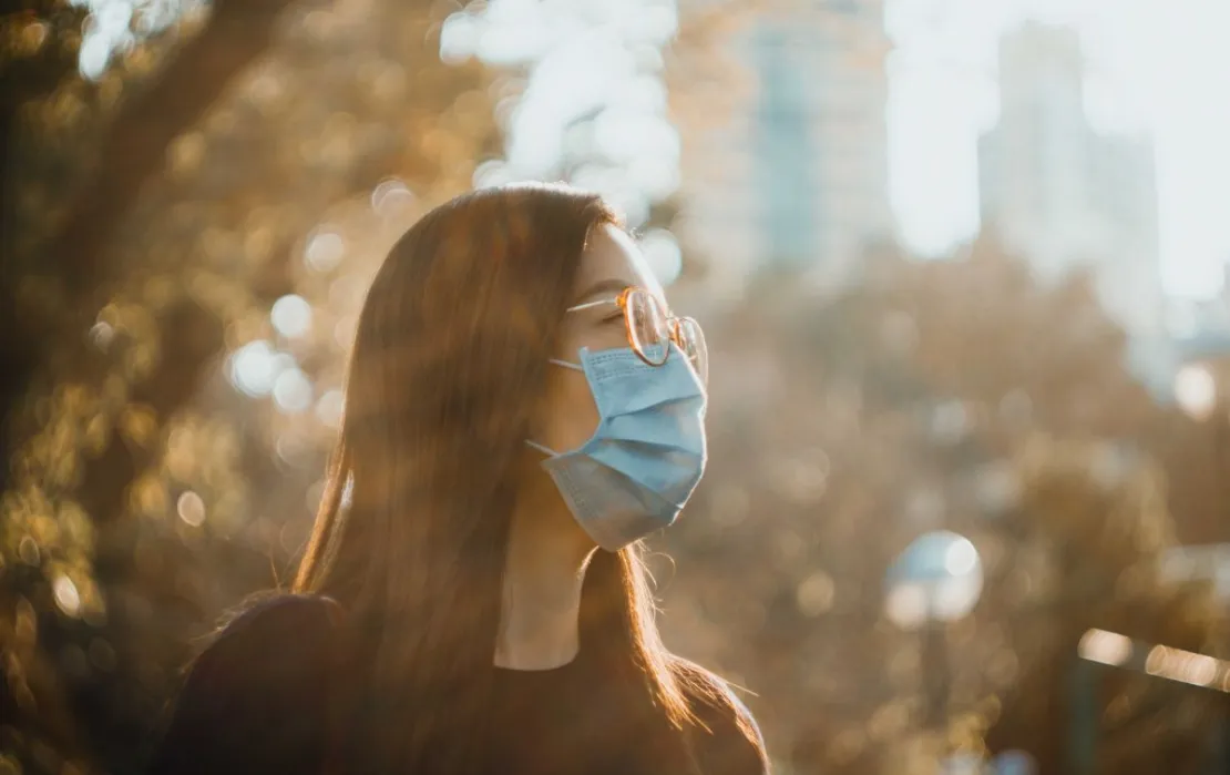 4 Cara Ampuh Tetap Nyaman Gunakan Masker Di Tengah Cuaca Panas