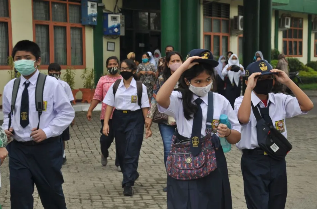Mendikbud: Belajar Tatap Muka Boleh Dilakukan Kembali Di Tahun 2021