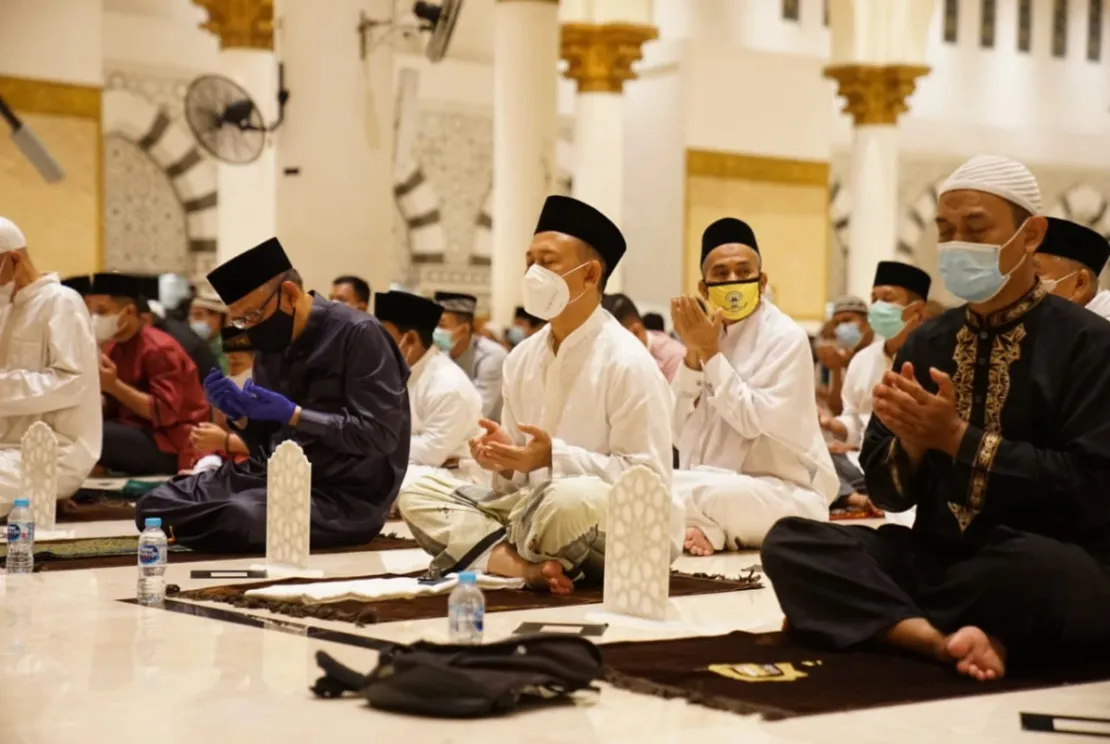 Perlu Diketahui! Panduan Aman Shalat Tarawih Selama Pandemi Covid-19