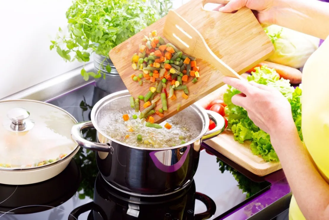 5 Tips Memasak Menu Keluarga Kala Ramadhan, Anti Mubazir Lho