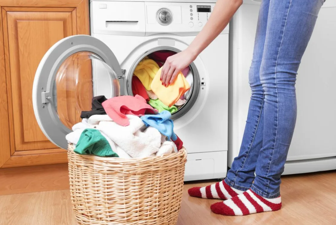 Minimalisir Infeksi: 4 Tips Kebersihan Pakaian Saat Pandemi