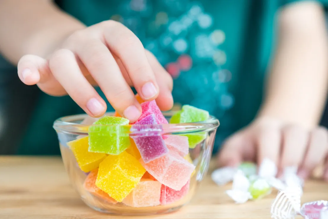 5 Makanan Ini Sebabkan Mood Swing pada Anak. Orangtua Perlu Tahu!