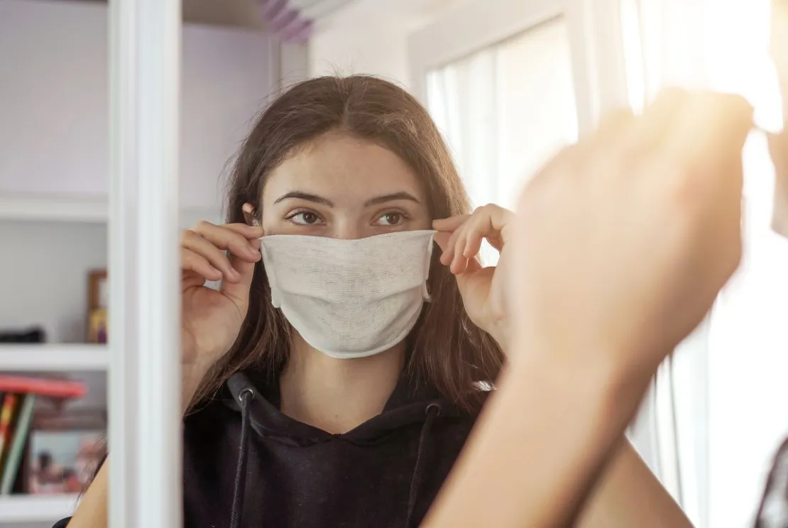 Ingat! Selalu Ganti Masker Ketika Bepergian Dalam Waktu Lama Ya
