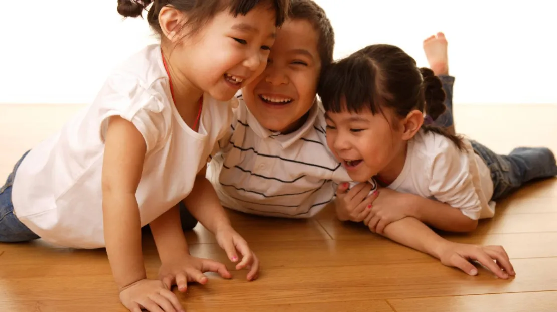 5 Fakta Anak Kedua, Sering Dibilang Paling Berbeda dari Saudara Lainnya Lho