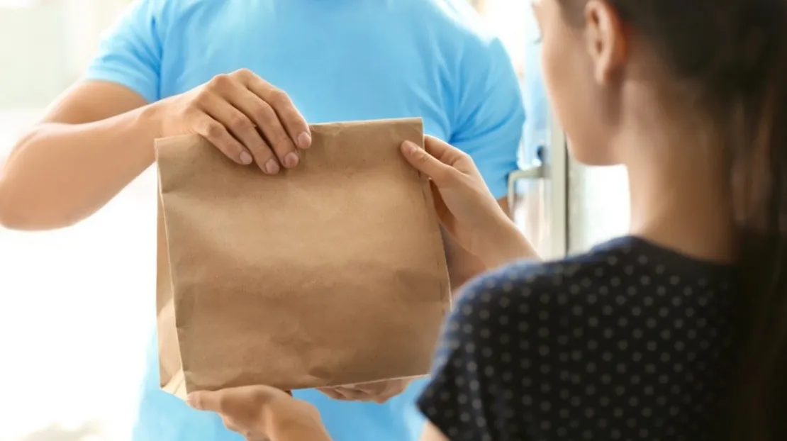 Tertular Karena Membeli Makanan dari Luar, Bagaimana Risikonya?