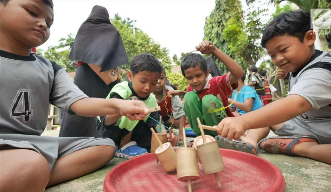 6 Mainan Jaman Dulu yang Punya Baik untuk Pertumbuhan Anak