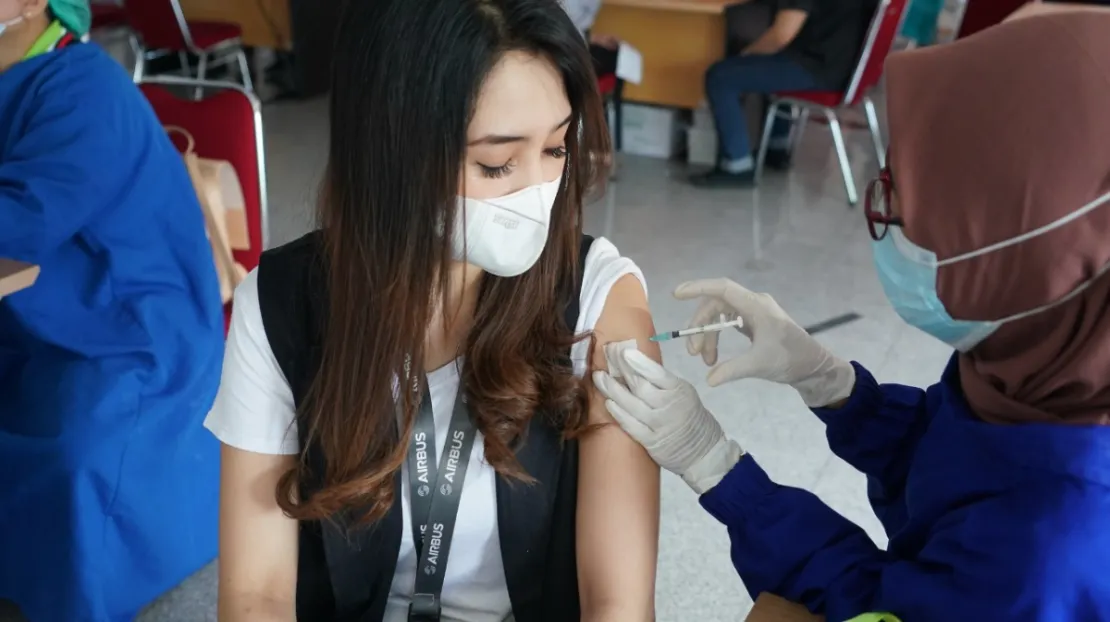 Vaksin Booster dan Tes Swab Saat Puasa? Ini Penjelasannya!