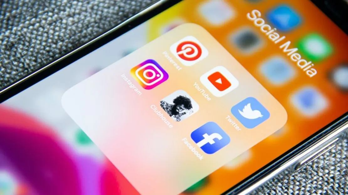 Kenali Cara Mengelola Jejak Digital, Reputasi Tetap Terjaga