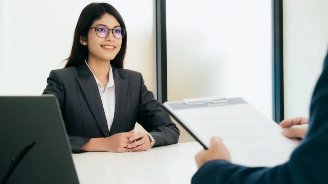 5 Tips Perkenakan Saat Interview, Tinggalkan Kesan Baik!