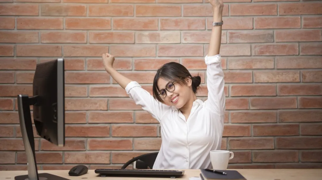 5 Manfaat Olahraga di Kantor, Bikin Tubuh Tetap Sehat!