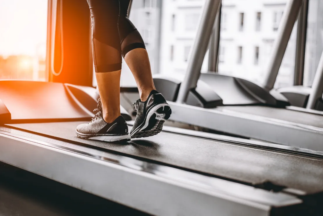 Gemar Lari di Treadmill? Perhatikan 6 Tips Ini, Yuk!