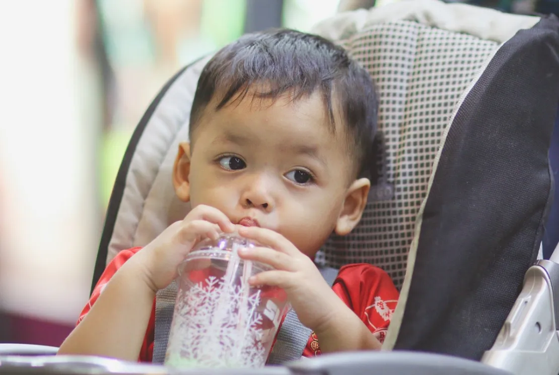 5 Tips Mencegah Dehidrasi pada Si Kecil, Wajib Diketahui!