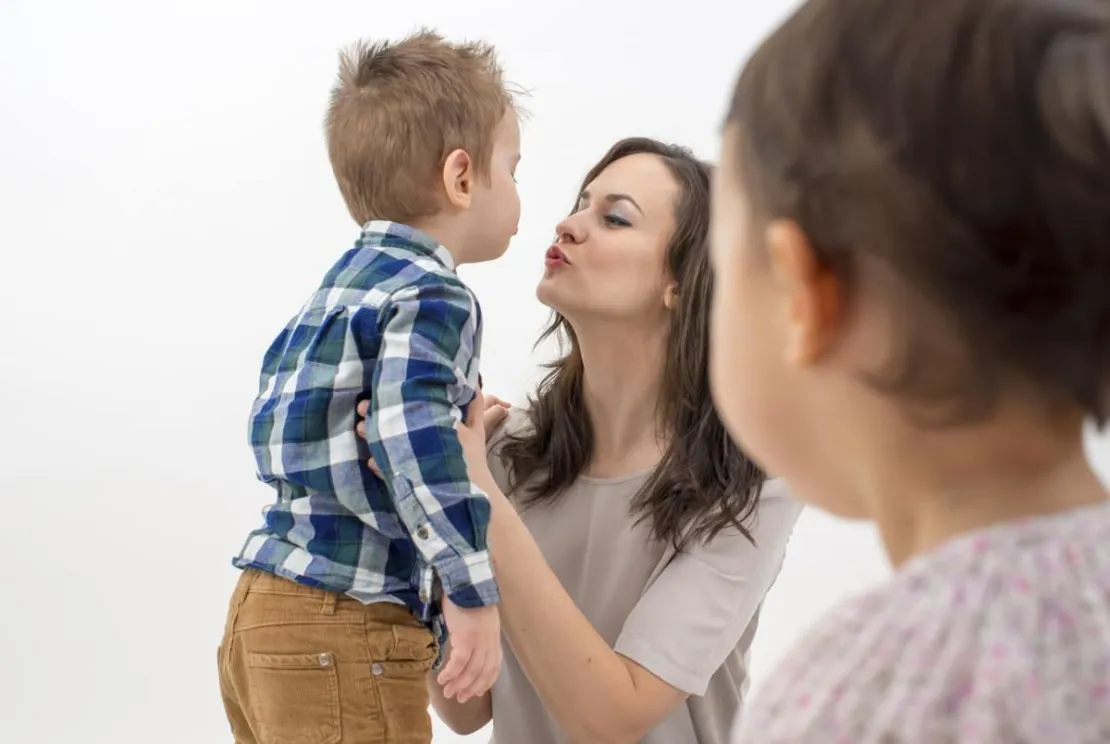 Jangan Bandingkan Anak dengan yang Lain! Ini 5 Dampaknya