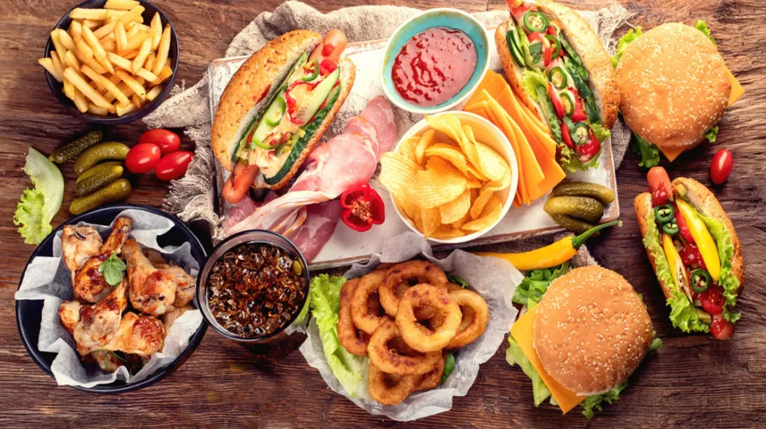 6 Makanan dan Minuman yang Dapat Lemahkan Imunitas