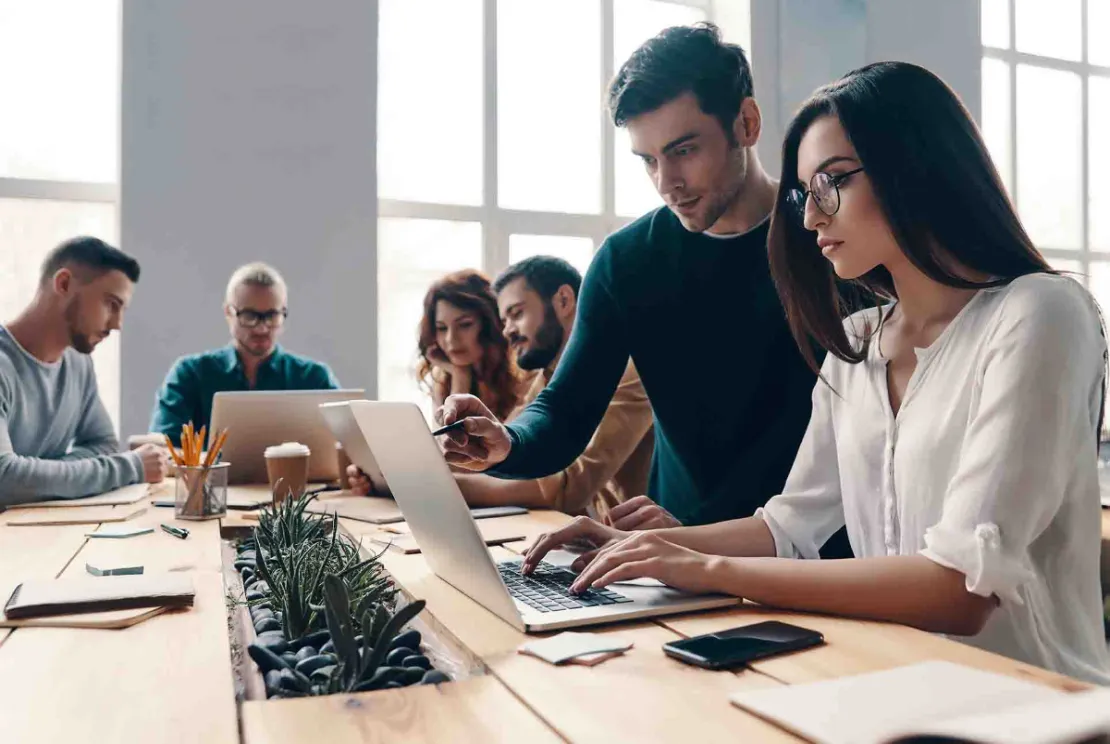 Outsourcing: Sistem Kerja, Aturan, dan Jenis Pekerjaannya