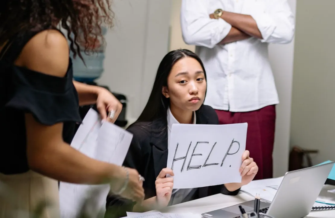 6 Tanda Dianggap Remeh di Kantor, Kamu Mengalaminya?