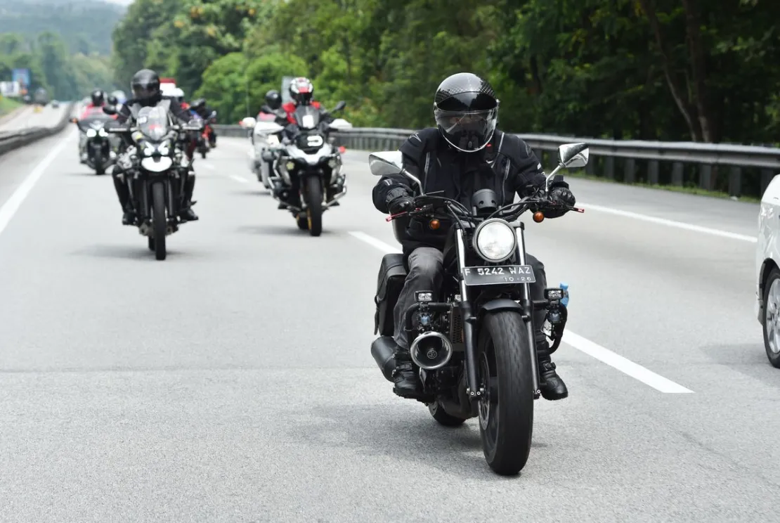 7 Tips Touring dengan Motor, Aman Selama Perjalanan!