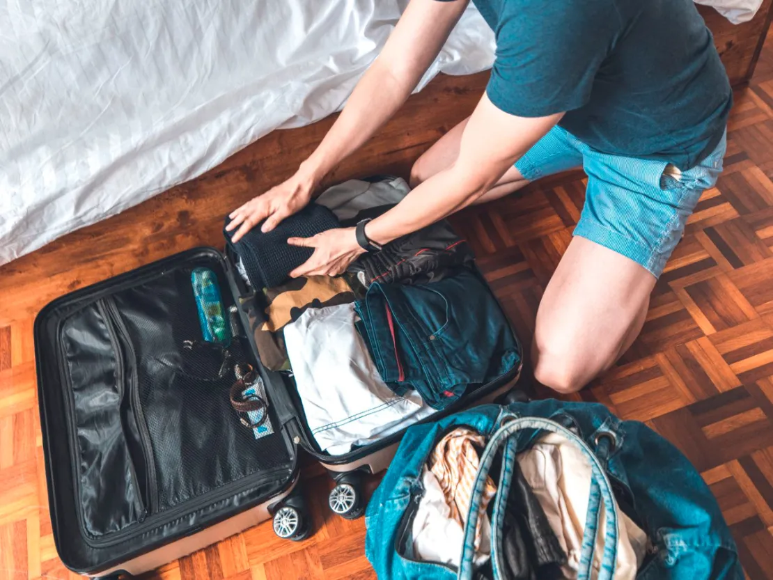7 Perlengkapan Traveling yang Gak Boleh Ketinggalan