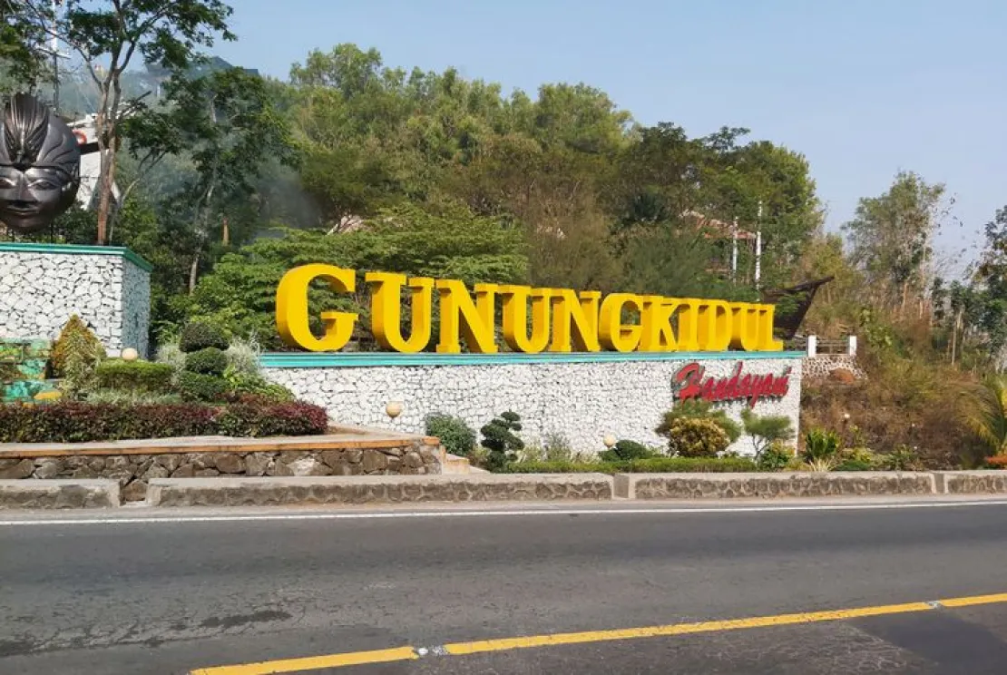 Kunjungi 7 Pantai Gunungkidul Keren Ini Serta Tips Sehatnya