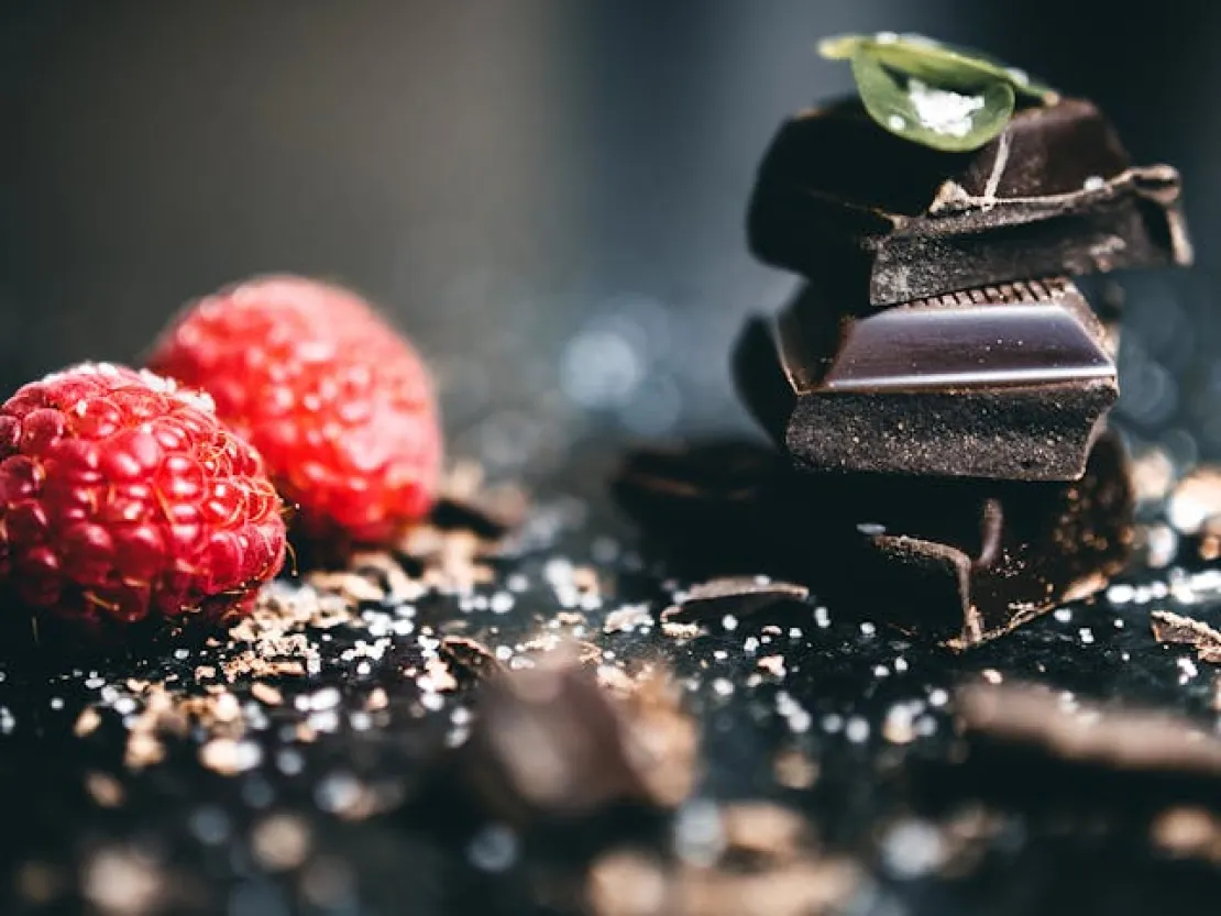 Amankah Makan Vitamin C dan Cokelat Bersamaan? Ini Faktanya!
