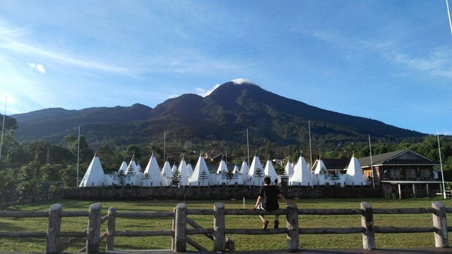 REKOMENDASI: 5 Spot Glamping Dengan Suasana Menyegarkan!