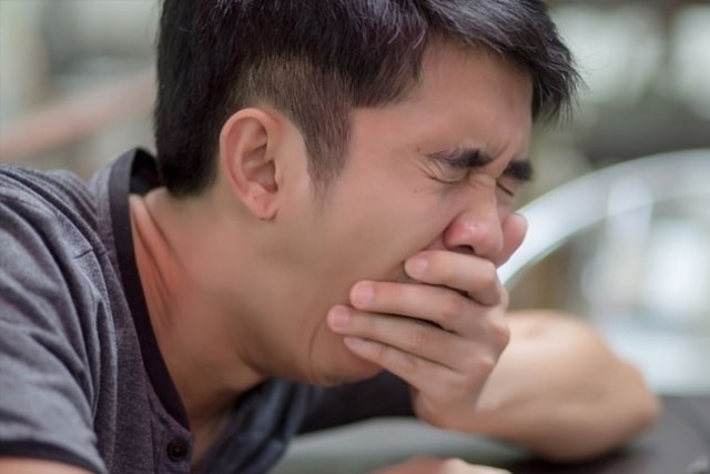 Awas Kebanyakan Makan Saat Buka Puasa - Berikut 4 Bahayanya!