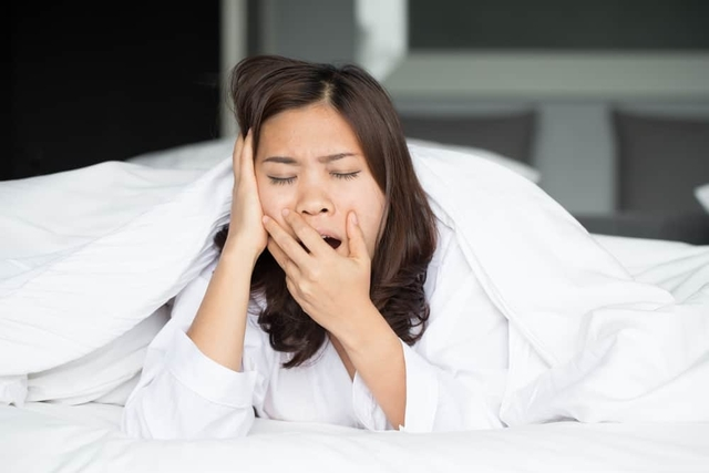 Waspadai Dampak Buruk Overeating Saat Puasa
