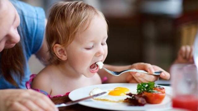 Berikut Makanan Bernutrisi Yang Baik Untuk Kecerdasan Anak!